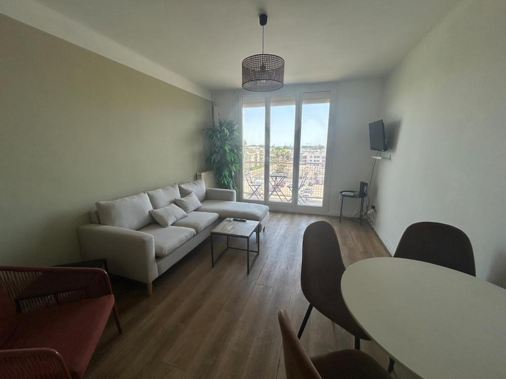 Grand appartement proche Parc Montcalm