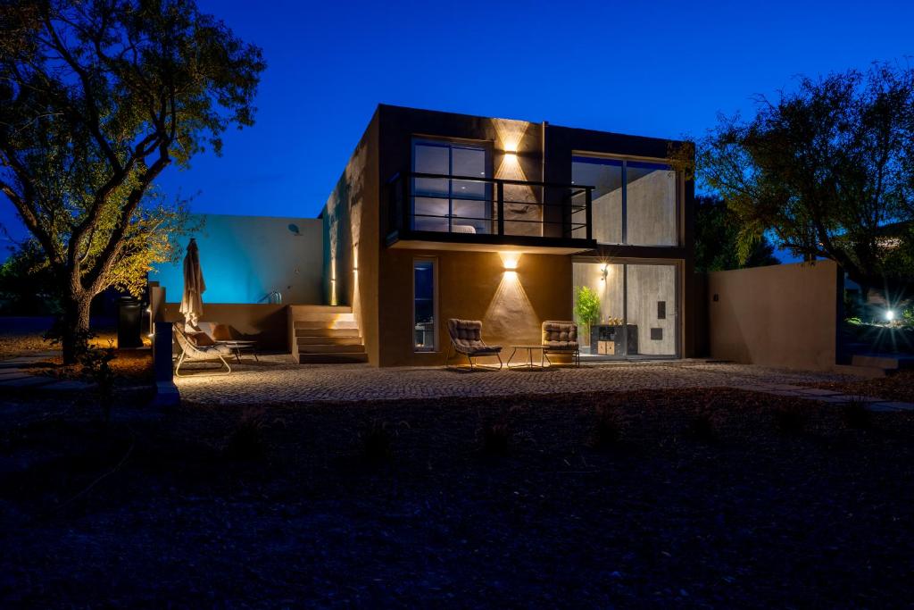 Luxury Private Pool Villa by Quinta da Alfarrobeira