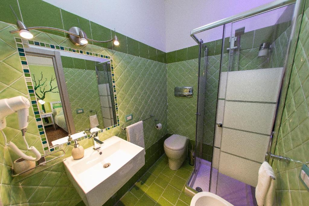 Łazienka w obiekcie B&B Caronte Messina