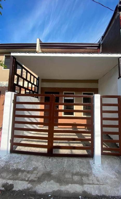 Gallery image of Brown Jay Transient House in Davao City