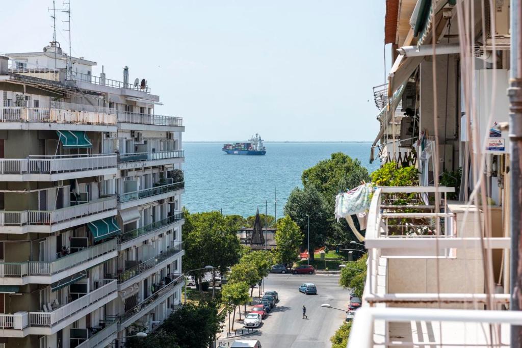 LUMEN Nea Paralia View SKG