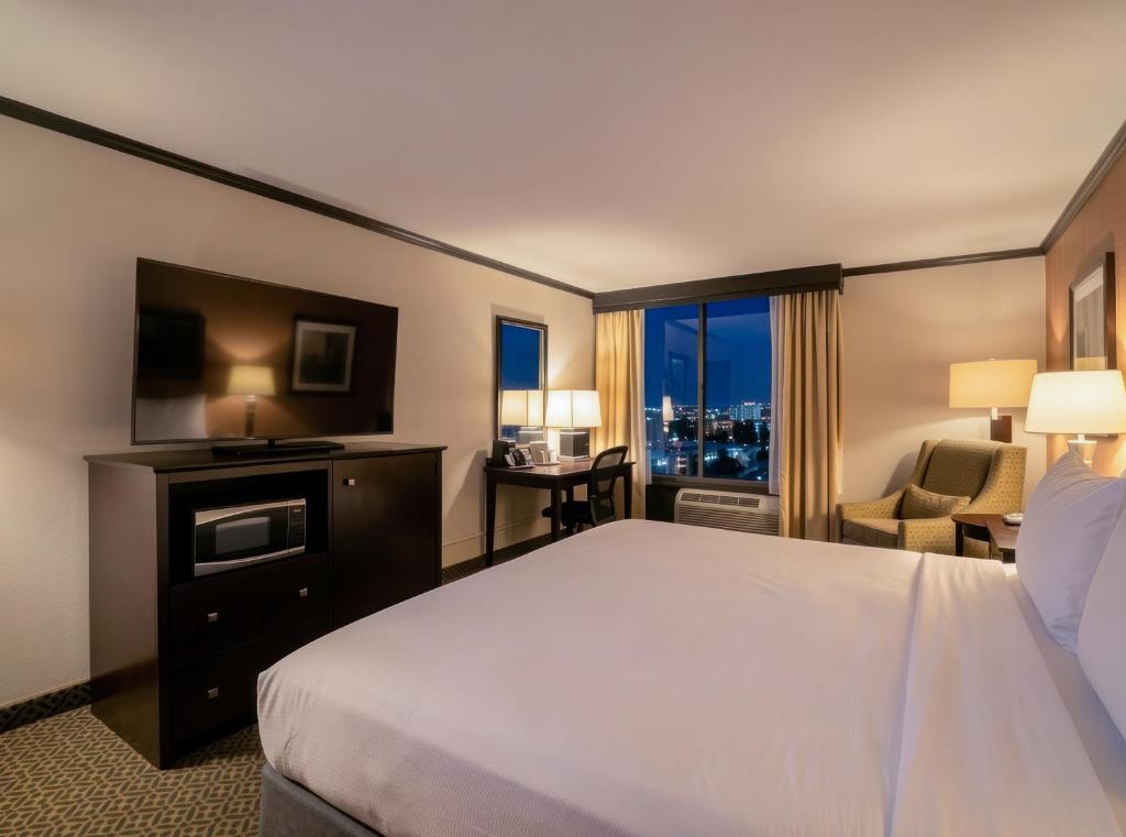 Hotel Burbank - 