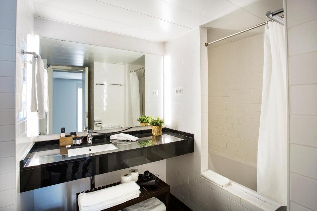 Durlet Beach Apartments - 4