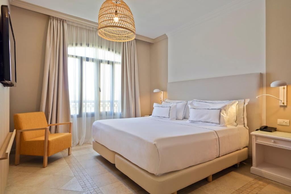 Meliá Villaitana - Family Room