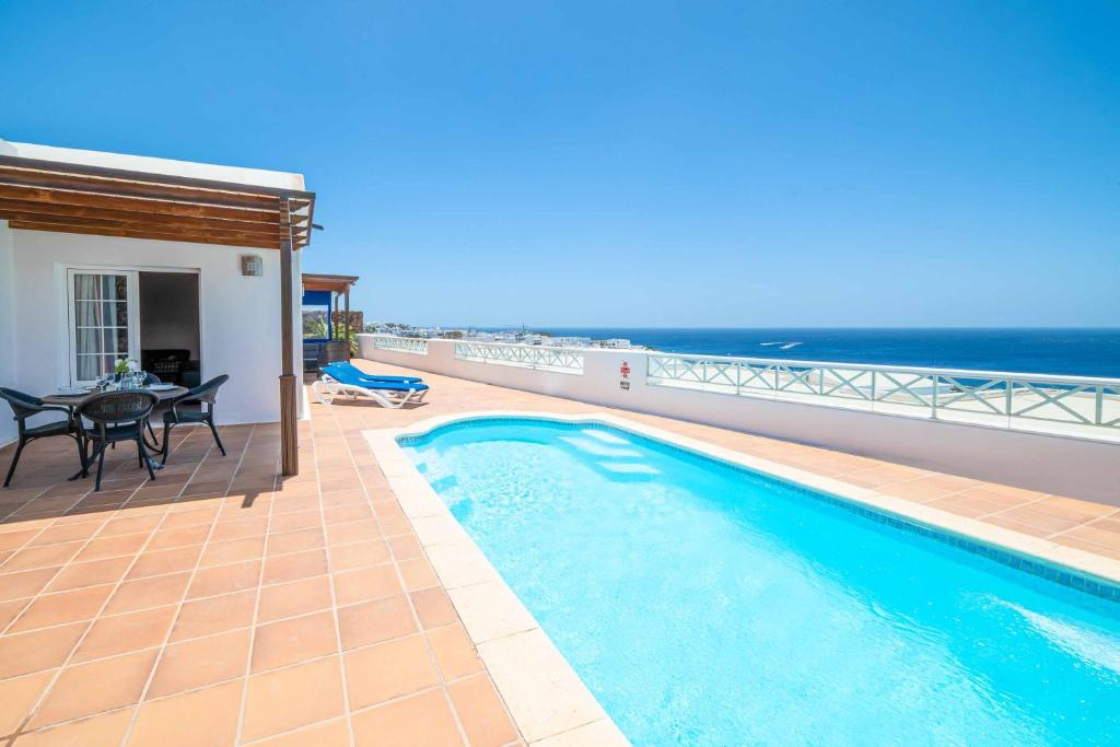 Villa Summer