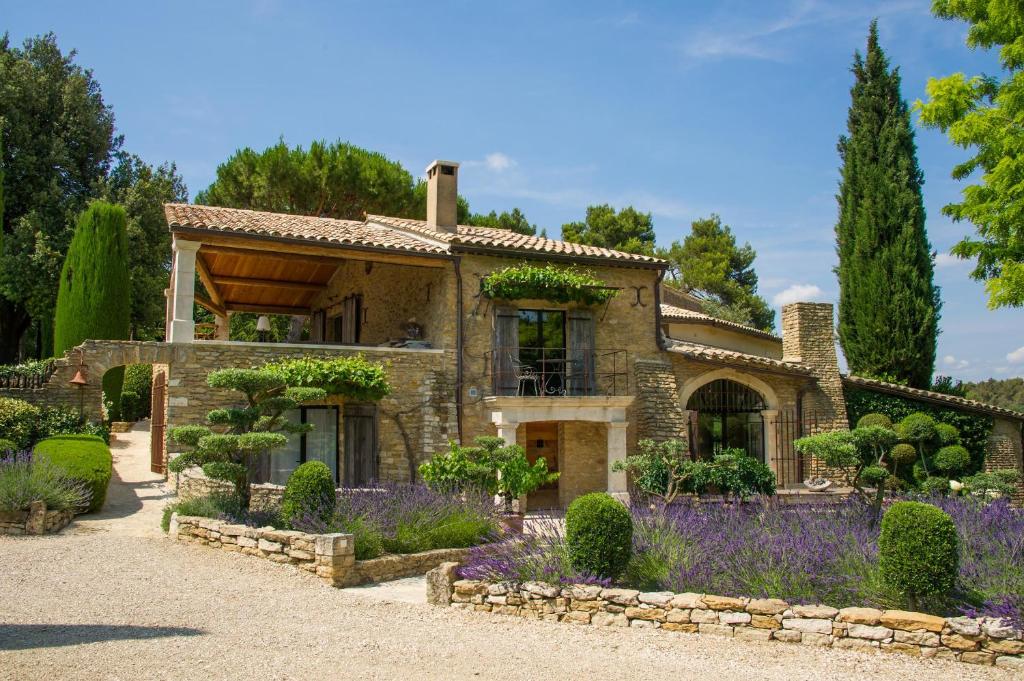 Zahrada ubytování Domaine Les Roullets