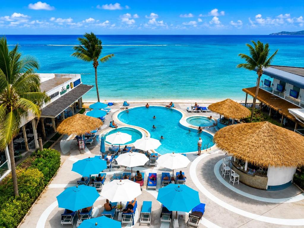 an image of the pool at the excellence punta cana resort at Combo Beach Hotel Samui in Chaweng