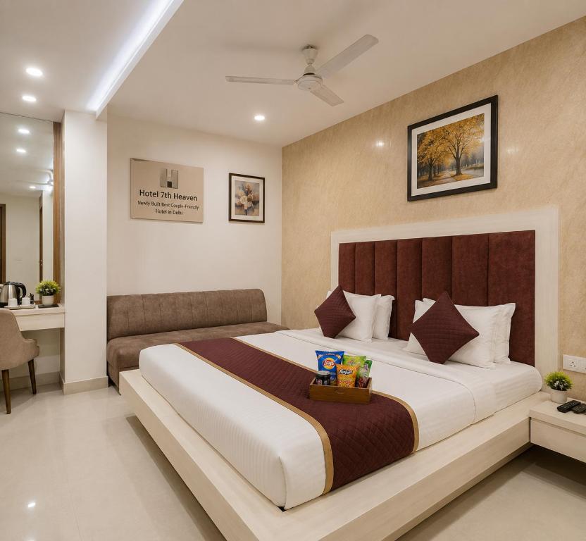 Hotel 7th Heaven - Newly Built Best Couple-Friendly Hotel in Delhi در دهلی نو