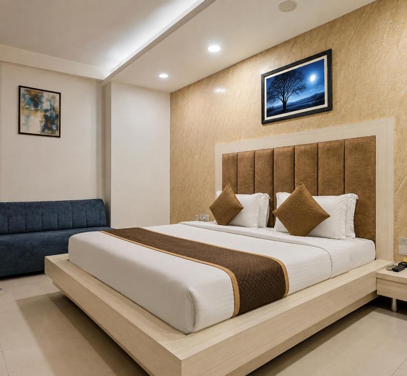 فضای داخلی Hotel 7th Heaven - Newly Built Best Couple-Friendly Hotel in Delhi در دهلی نو - تصویر ۳