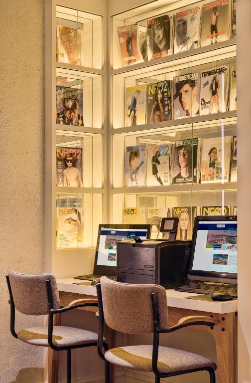 H10 Universitat - Resim 23