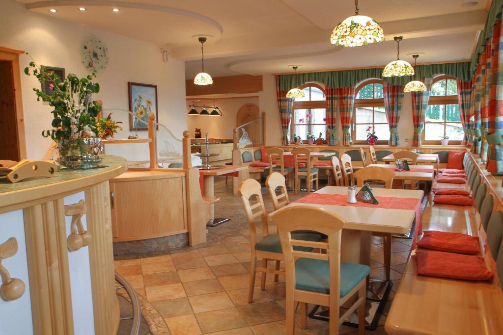 Restaurace v ubytování Bauernhof Hoenigshof