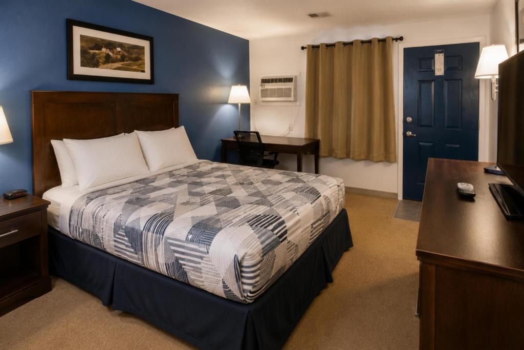 Midtown Motel Burlington Near Hwy 34 - Suite Avec Lit King Size, Non-fumeurs