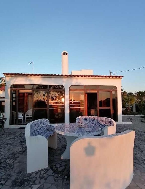 Cozy Villa near Arrifana Beach