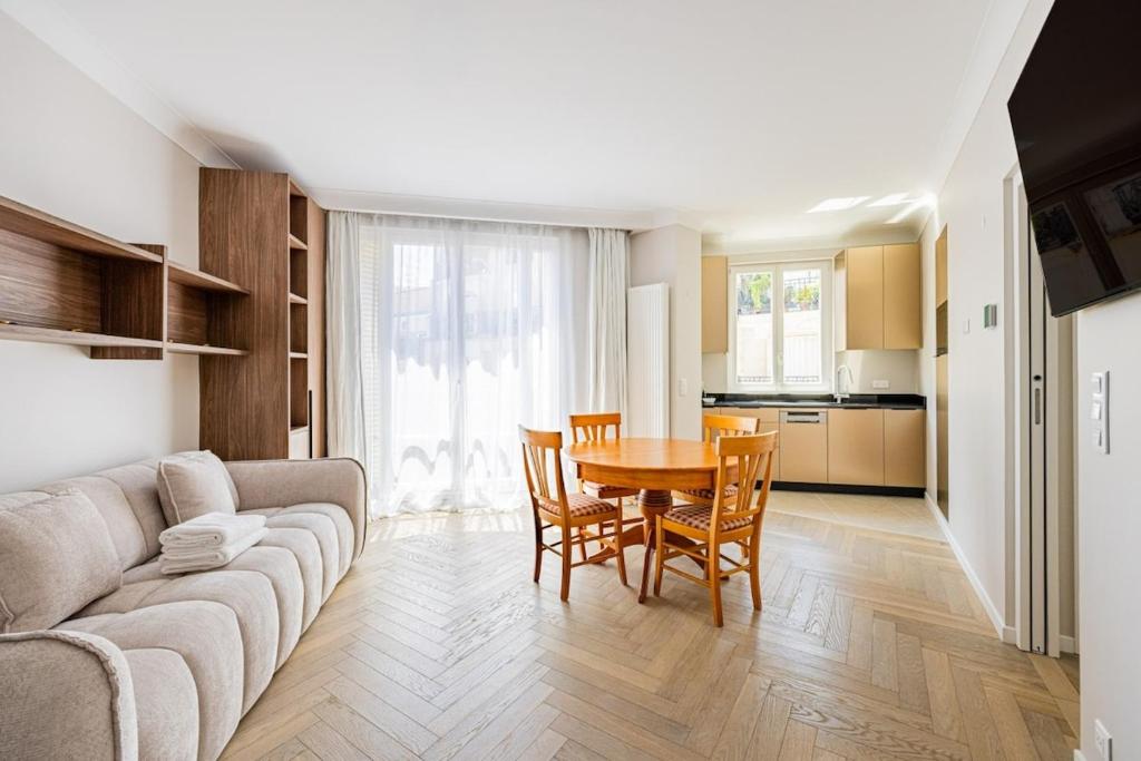 Premium-New-Mobility Lease-Paris 16th-2 bedrooms