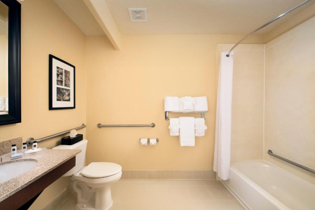 Country Inn & Suites by Radisson, Houston Intercontinental Airport East, TX - King Room - Toegang Van Gehandicapten/niet -roken