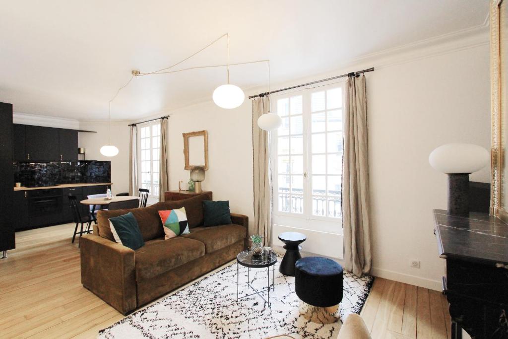 Bel appartement 1 chambre Paris 7ème à 5min à pieds de la Tour Eiffel