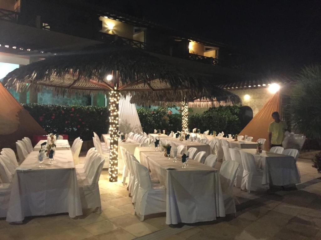  Hotel Laguna Blu