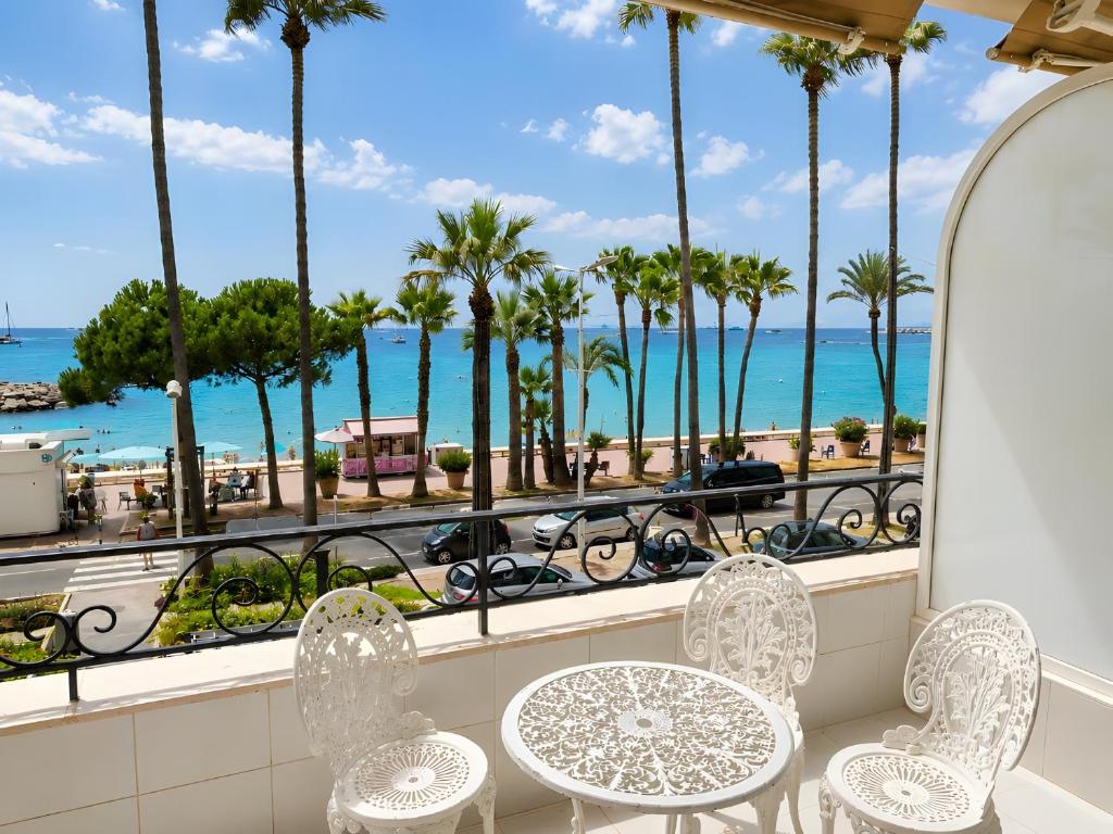 Sea View Apartment La Croisette