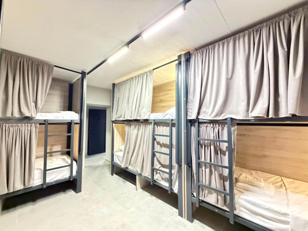 امکانات Hostel by RICH apart&hotels - تصویر ۴