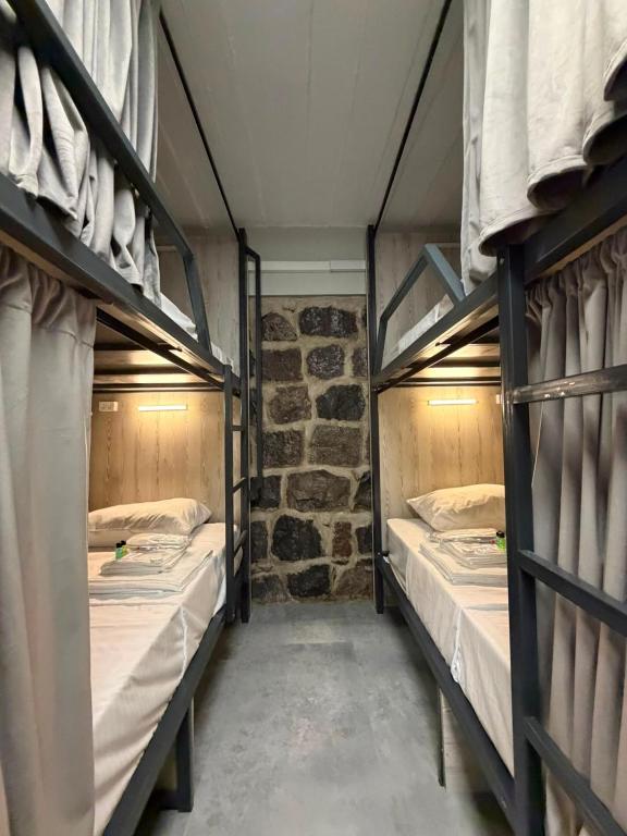 تصویر اتاق‌های Hostel by RICH apart&hotels - تصویر ۲