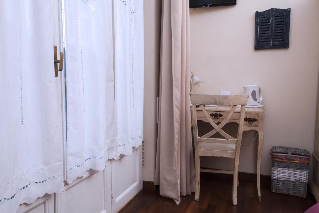 Stupor Mundi Bed and Breakfast - Deluxe Double Room With Balcony