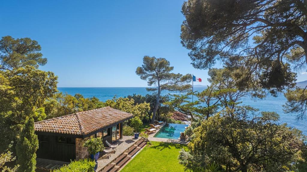Quiet, beautiful and stylish house in Saint-Raphaël