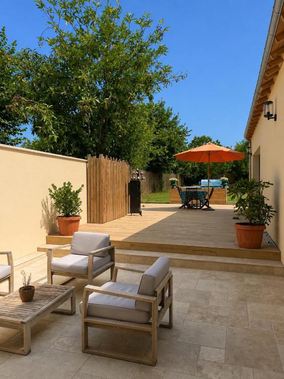 Maison avec piscine & jardin