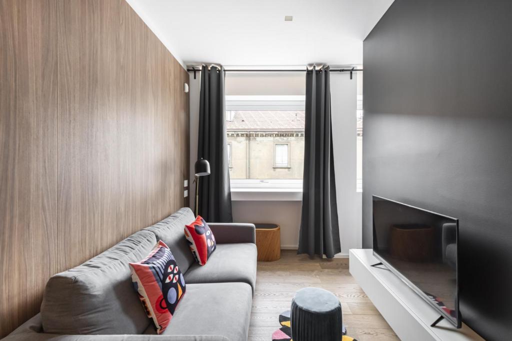 Easylife - Milano - Torino 64 - P2N10 - Duomo