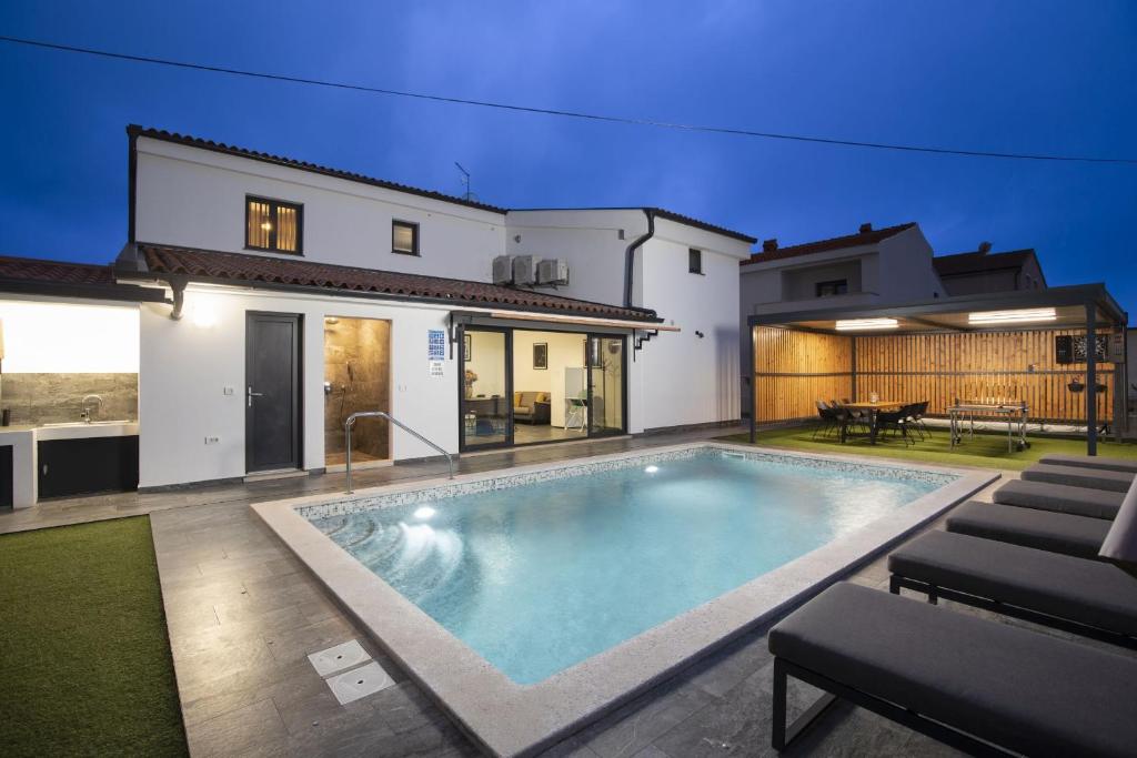 Villa Paradise