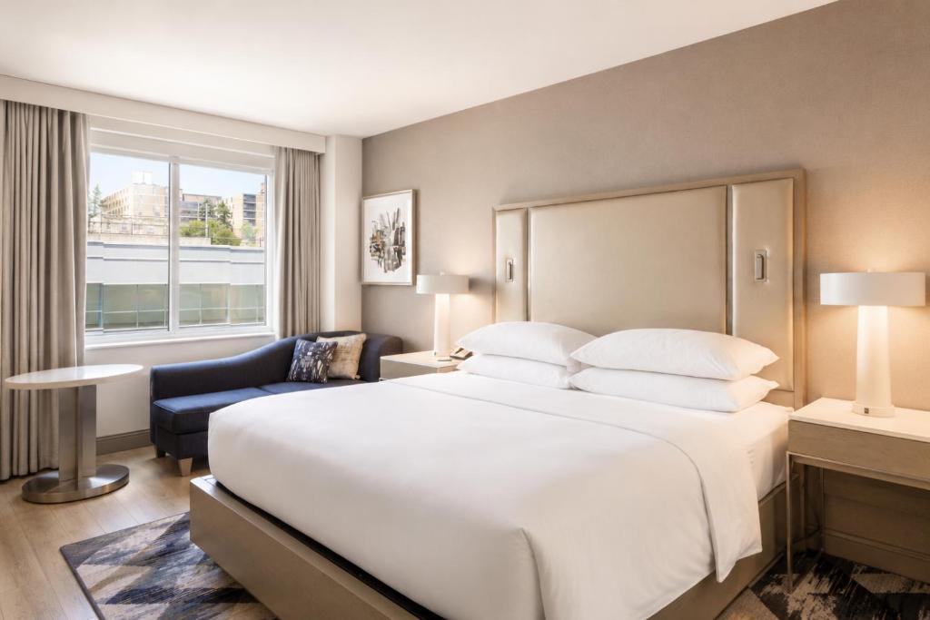 Sheraton Duluth Hotel - 