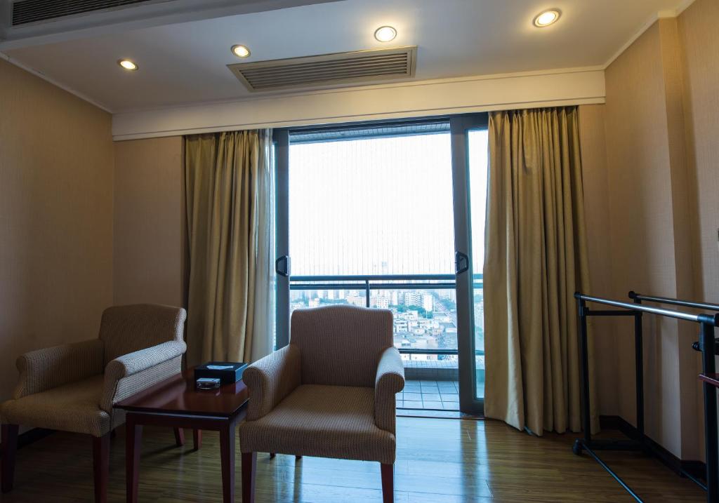 悦丰酒店广州银丰国际公寓北站店 - Executive Queen Room