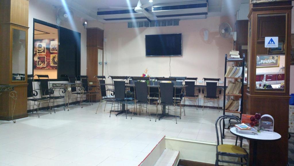 Hua Hin Euro City Hotel - Resim 40