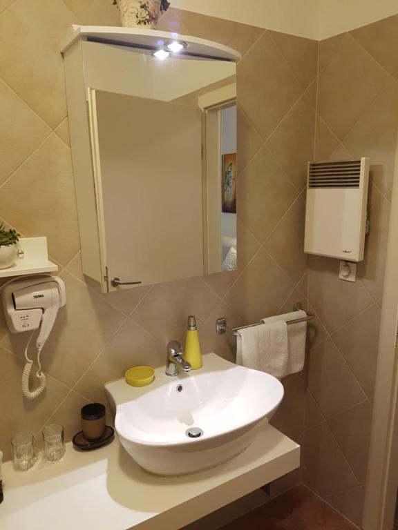 Allegro Exclusive Suites Old Town Center - 11