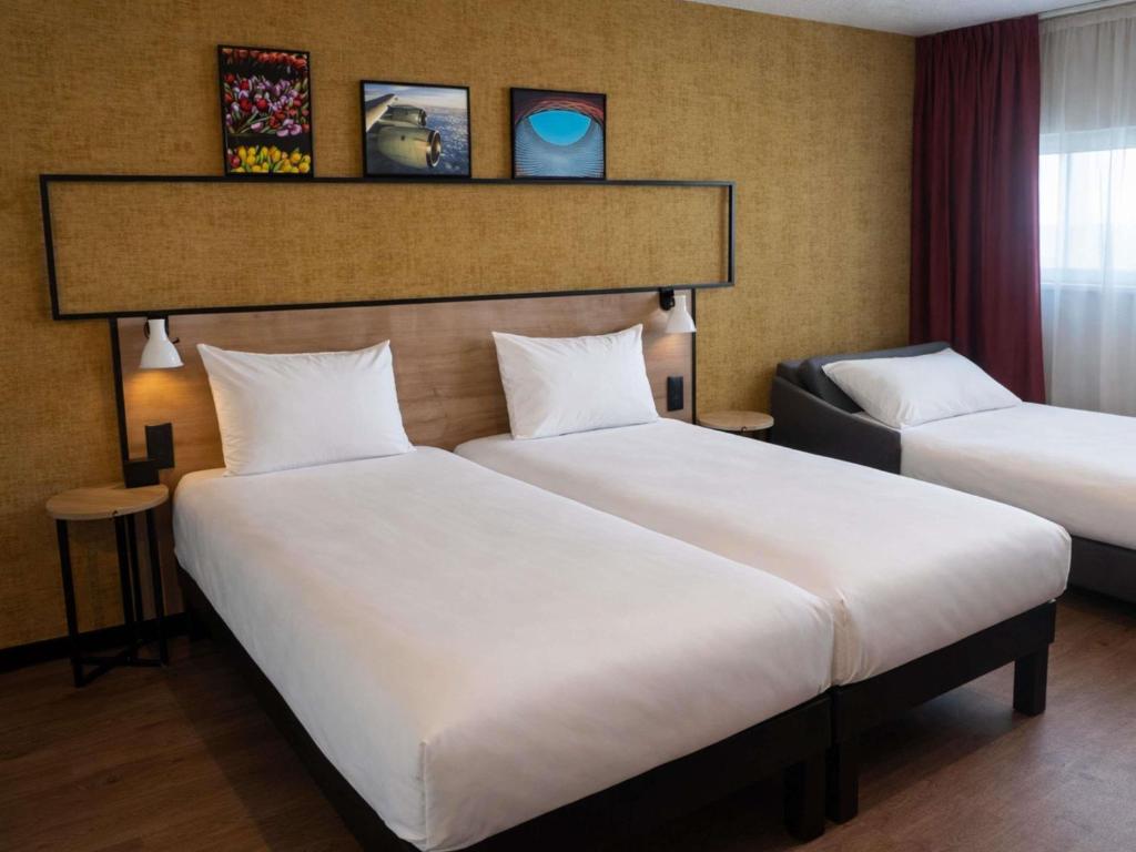Ibis Rungis Aéroport Paris Orly - Classic Room With Two Single Beds And Sofa Bed