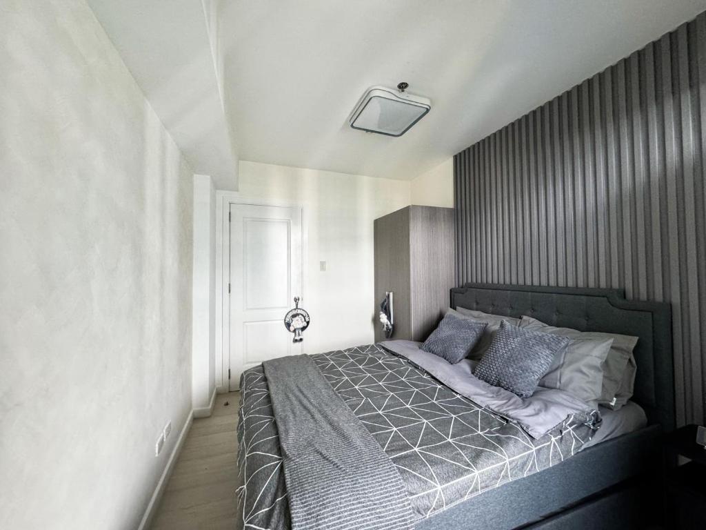 Azure Beachview Room near NAIA Airport Images