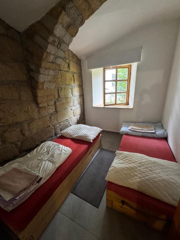 Slunovrat a Montana - Bureau