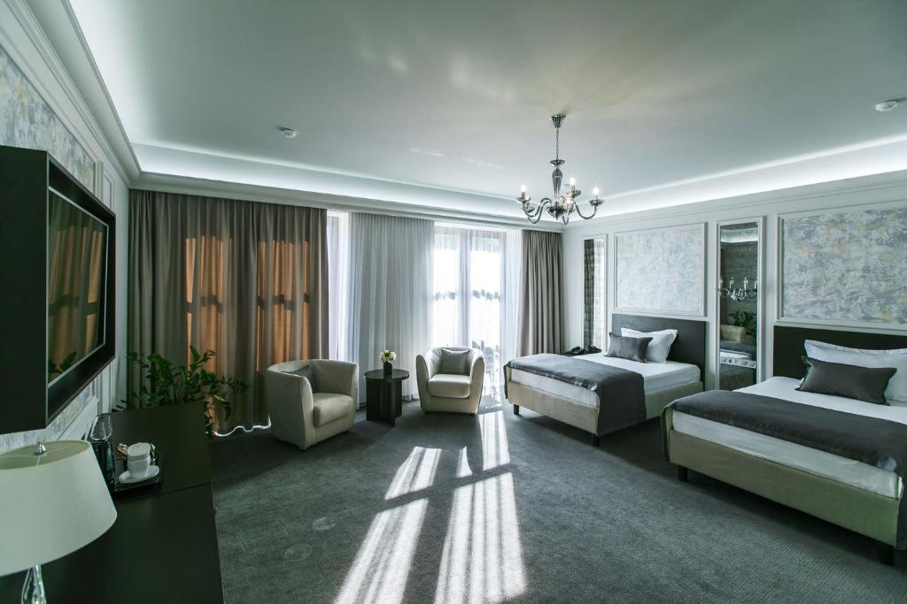 Bon Hotel фото 2