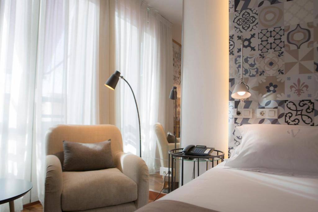 
Standard Double or Twin Room with Parking
