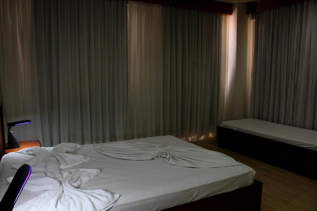  Geneviee Palace Hotel