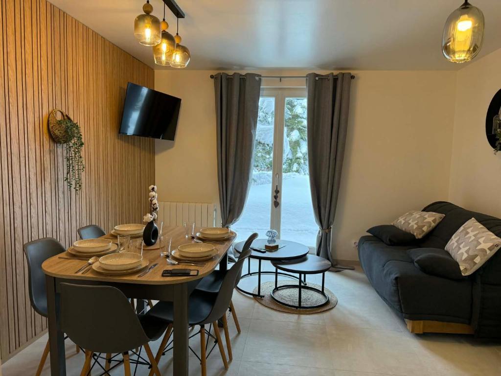 Studio lumineux avec vue sur les pistes