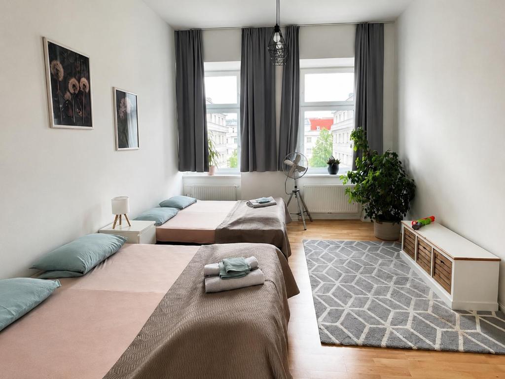 Bibi Family Apartment Vienna, up to 6, FREE Parking, near City Centre and Central Rail Station