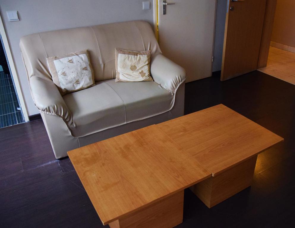 Budget Flats Antwerp - Standard Triple Studio