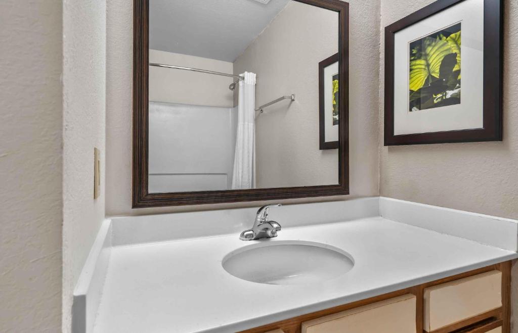 Extended Stay America Suites - Dallas - Plano Parkway - 