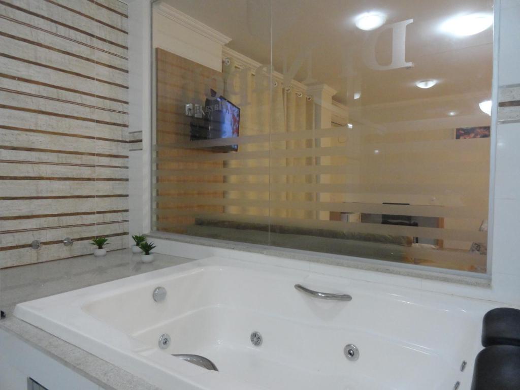  Di Napoli Plaza Hotel