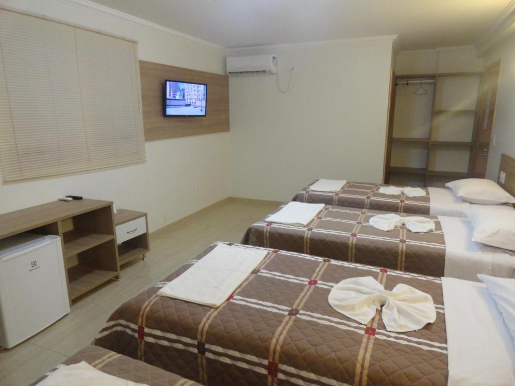  Di Napoli Plaza Hotel