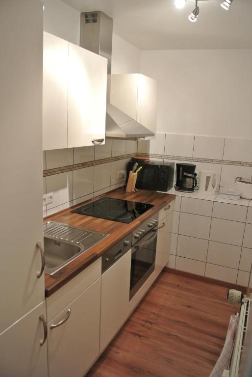 Kuchyň nebo kuchyňský kout v ubytování Ferienwohnung Kruppa