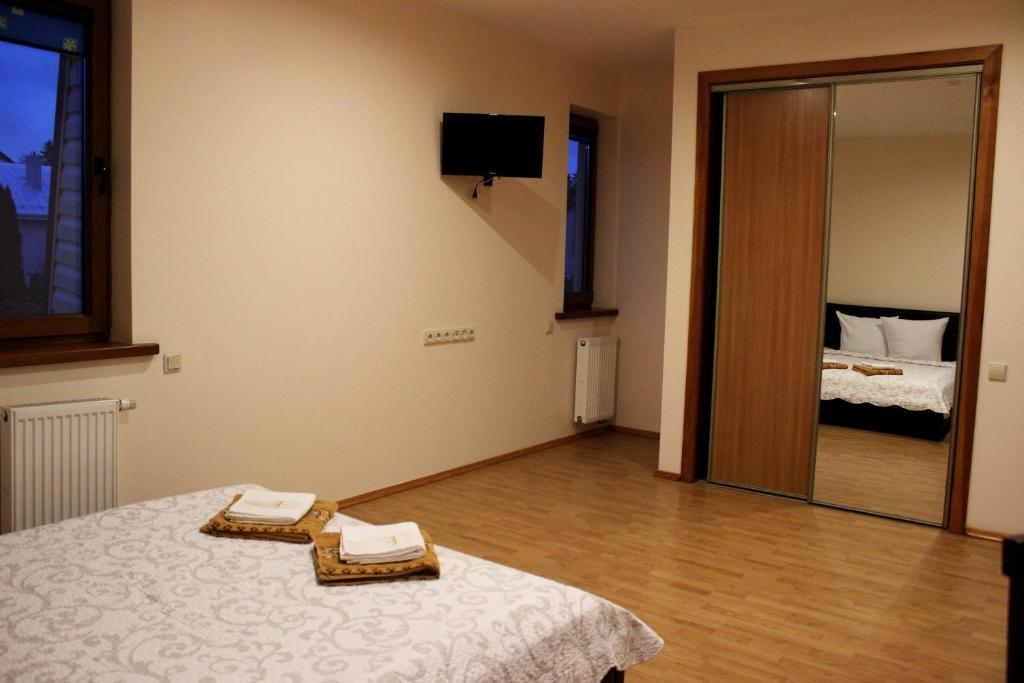 Vidų Guest House - Large Double Room