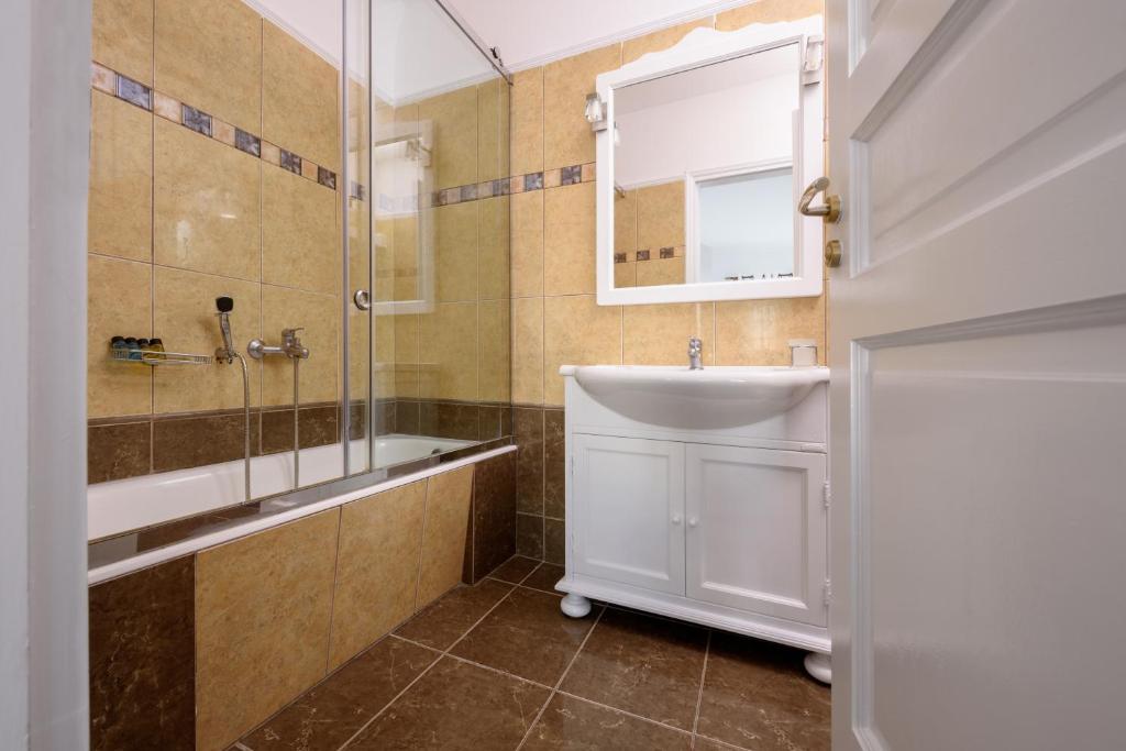 Agnadema Apartments - 10