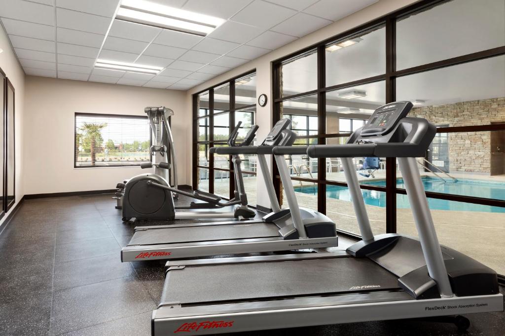 Country Inn & Suites by Radisson, Smithfield-Selma, NC photo