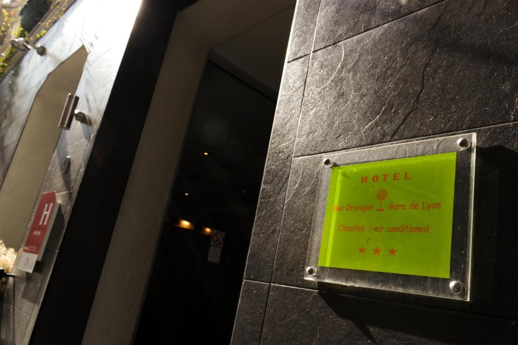 Hotel Bel Oranger Gare de Lyon - Resim 12